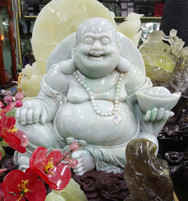 Phật Di Lặc với dĩnh vàng bằng làm đá trắng cao cấp
