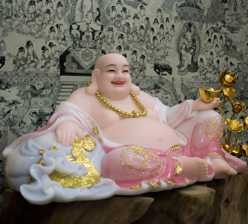Tượng Phật Di Lặc với ngũ vàng