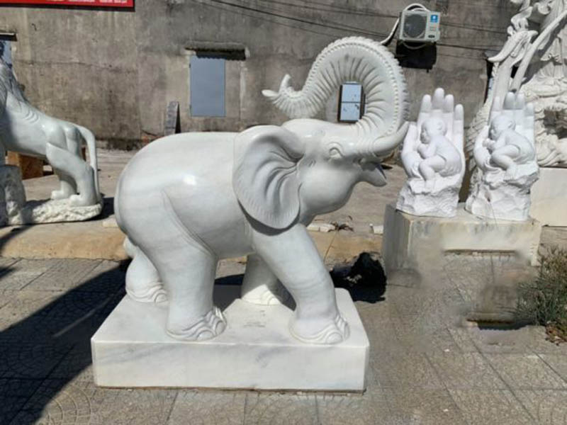 Mẫu tượng voi bằng đá trắng cao cấp có vòi hất lên caoMẫu tượng voi bằng đá trắng cao cấp có vòi hất lên cao