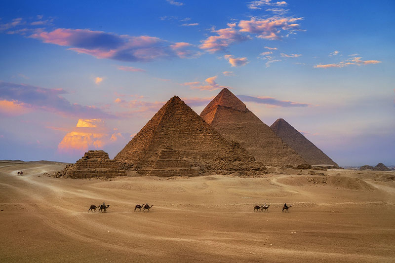 Kim tự tháp Ai Cập là công trình vĩ đại thời kỳ cổ đại