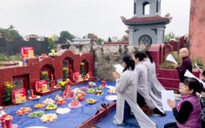 Lễ tạ mộ đóng vai trò quan trọng trong văn hóa người Việt