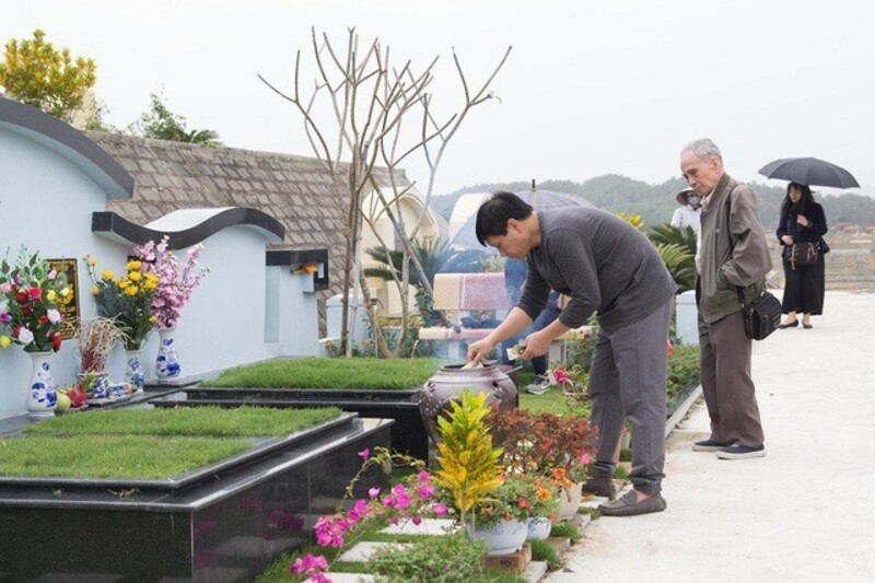 Hướng dẫn viết sớ tạ mộ cuối năm chi tiết, chuẩn phong tục 9 Những lưu ý khi đi lễ tạ mộ thanh minh